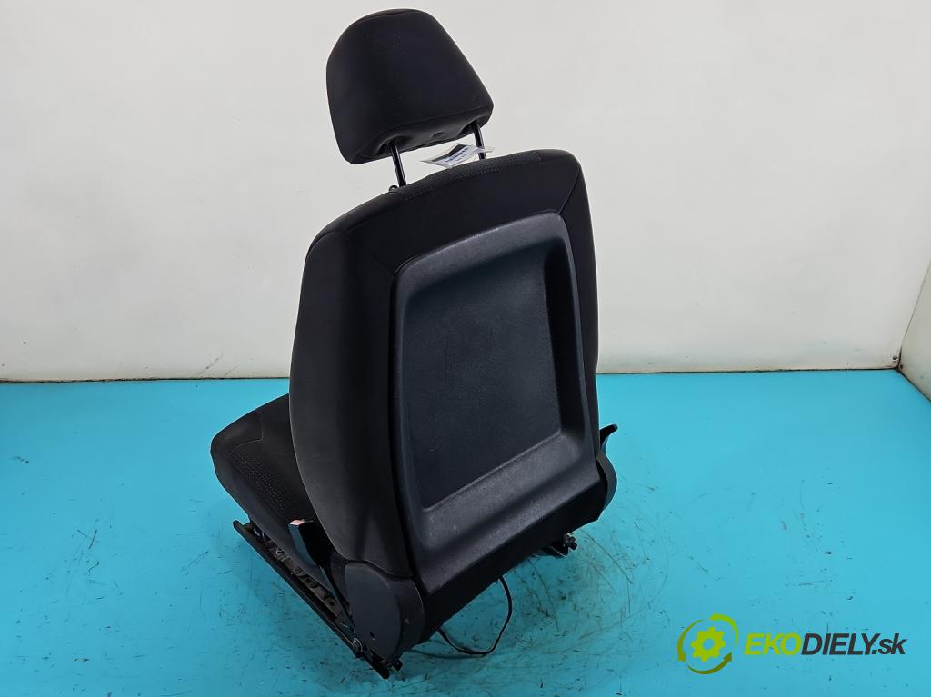 Citroen C4 I 2004-2011 1.6 hdi 90 HP manual 66,2 kW 1560 cm3 5- Sedačka pravý  (Sedadlo)