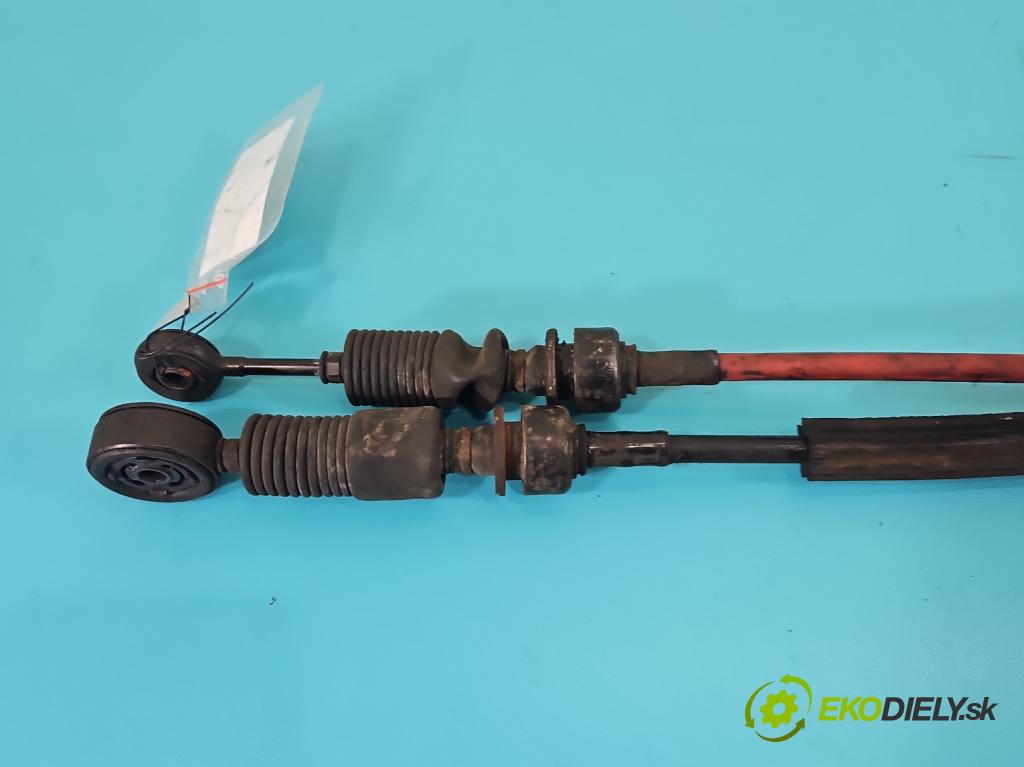 Kia Sportage II 2004-2010 2.0 crdi 136 HP manual 100 kW 1991 cm3 5- Páka: Změny: stupeň,rýchlosť  (Rýchlostná páka (kulisa))