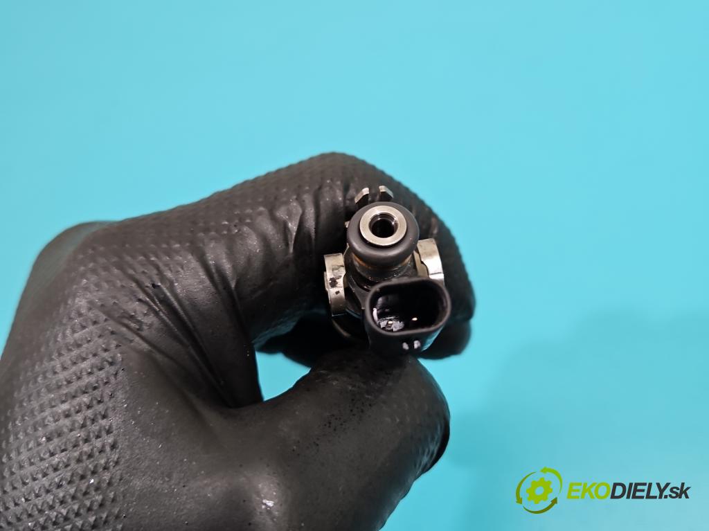 Renault Megane IV 2016-2024 1.3 Tce 140 HP manual 103 kW 1332 cm3 4- vstrek 166002932R (Vstrekovač paliva)