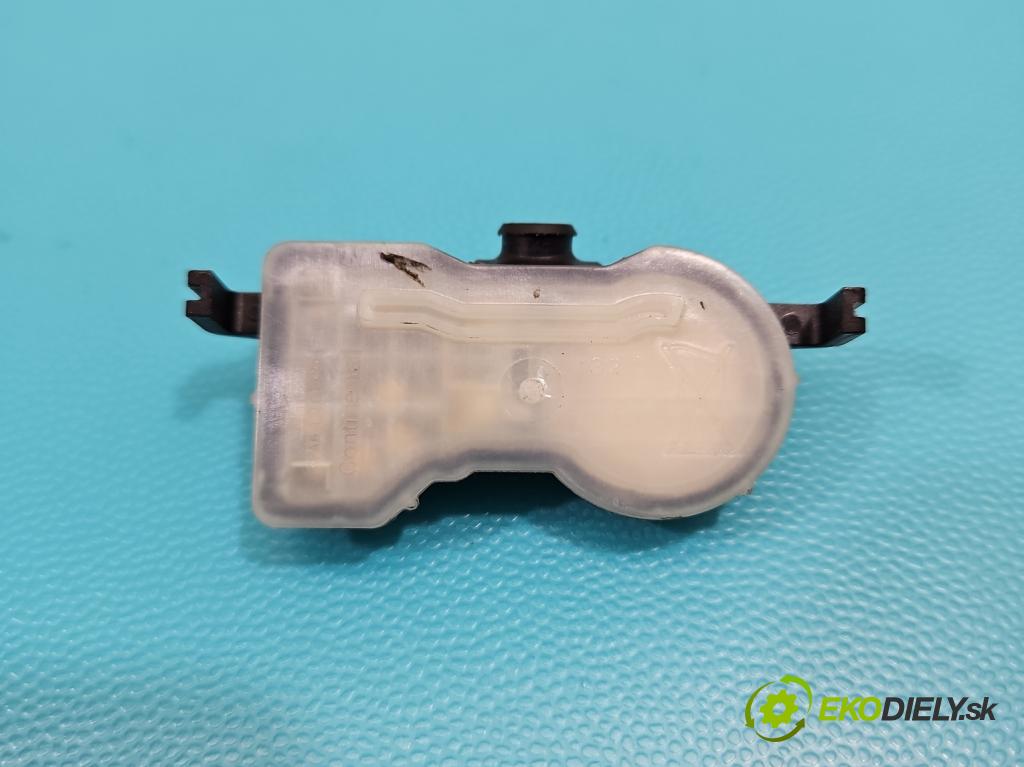 Renault Megane IV 2016-2024 1.3 Tce 140 HP manual 103 kW 1332 cm3 4- snímač tlak: pneumatika A2C99668703 (Snímač tlaku v pneumatike)