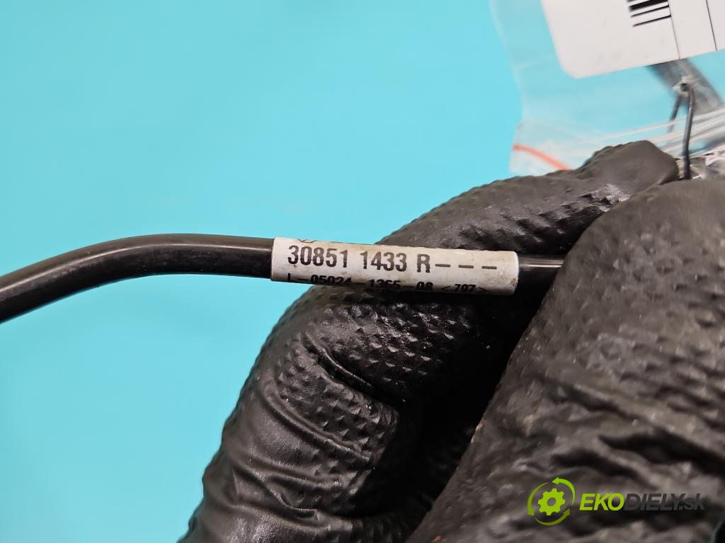 Renault Megane IV 2016-2024 1.3 Tce 140 HP manual 103 kW 1332 cm3 4- Trubka: 308511433R