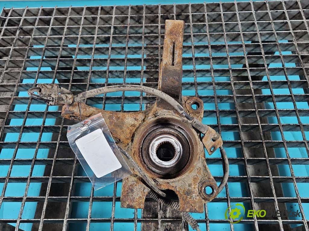 Kia Sportage II 2004-2010 2.0 crdi 136hp manual 100 kW 1991 cm3 5- náboj levé  (Náboj kola)