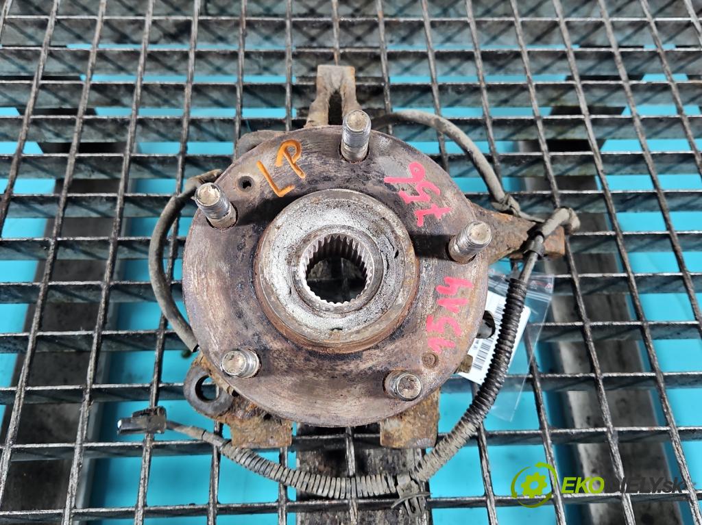 Kia Sportage II 2004-2010 2.0 crdi 136hp manual 100 kW 1991 cm3 5- náboj levé  (Náboj kola)