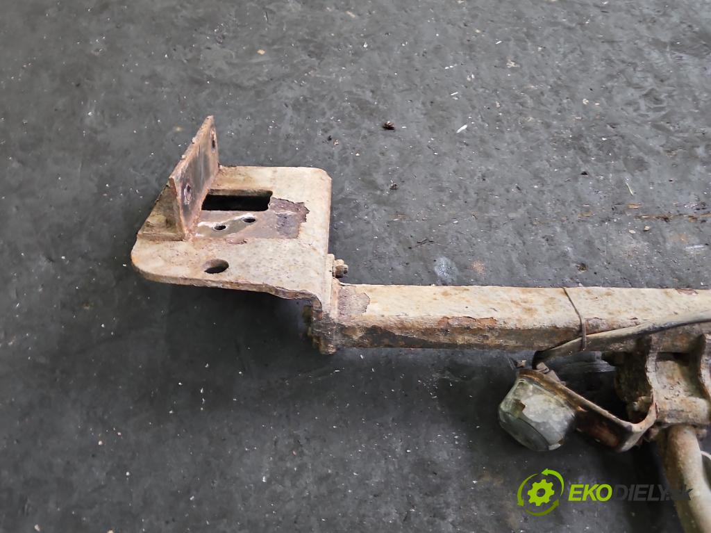 Kia Sportage II 2004-2010 2.0 crdi 136hp manual 100 kW 1991 cm3 5- oko tažné  (Tažné zařízení)