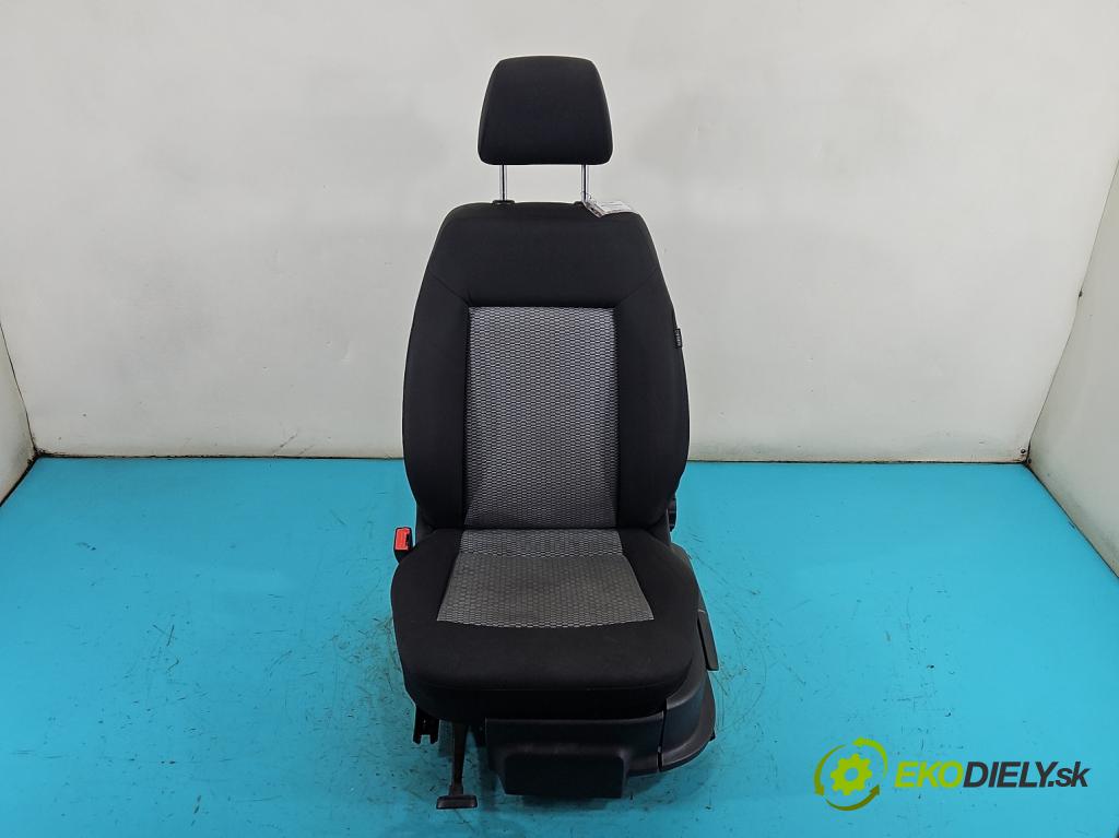 Vw Polo V 6R 2009-2017 1.2b 60 HP manual 44 kW 1198 cm3 5- Sedačka ľavý  (Sedadlo)
