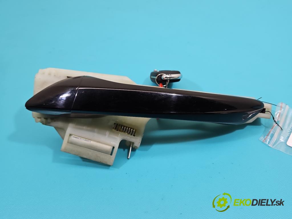 Hyundai i20 III 2020- 1.2 16V 84KM manual 61,8 kW 1197 cm3 5- klika přední levé  (Vnější přední levá klika dveří)