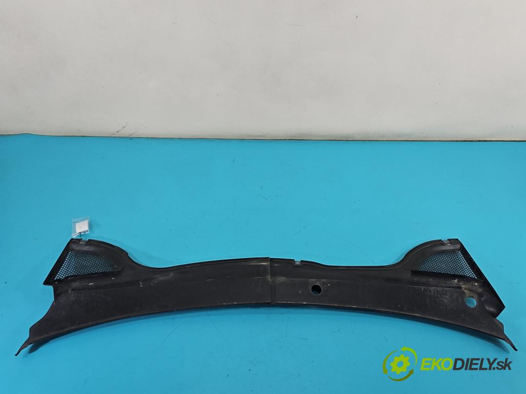 Vw Passat CC 2008-2016 2.0 TDI 140 hp manual 103 kW 1999 cm3 4- torpédo  (Plast pod čelním sklem)