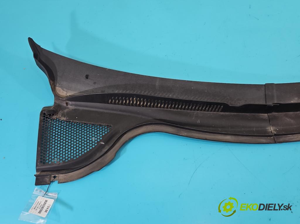 Vw Passat CC 2008-2016 2.0 TDI 140 hp manual 103 kW 1999 cm3 4- torpédo  (Plast pod čelním sklem)