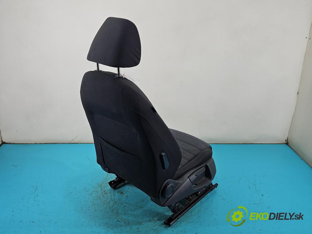Vw Passat CC 2008-2016 2.0 TDI 140 HP manual 103 kW 1999 cm3 4- Sedačka pravý (Sedadlo)