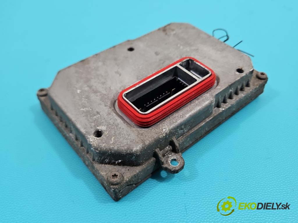 Vw Passat CC 2008-2016 2.0 TDI 140 HP manual 103 kW 1999 cm3 4- střídač: xenon 1307329120 (Riadiaca jednotka xenónu)