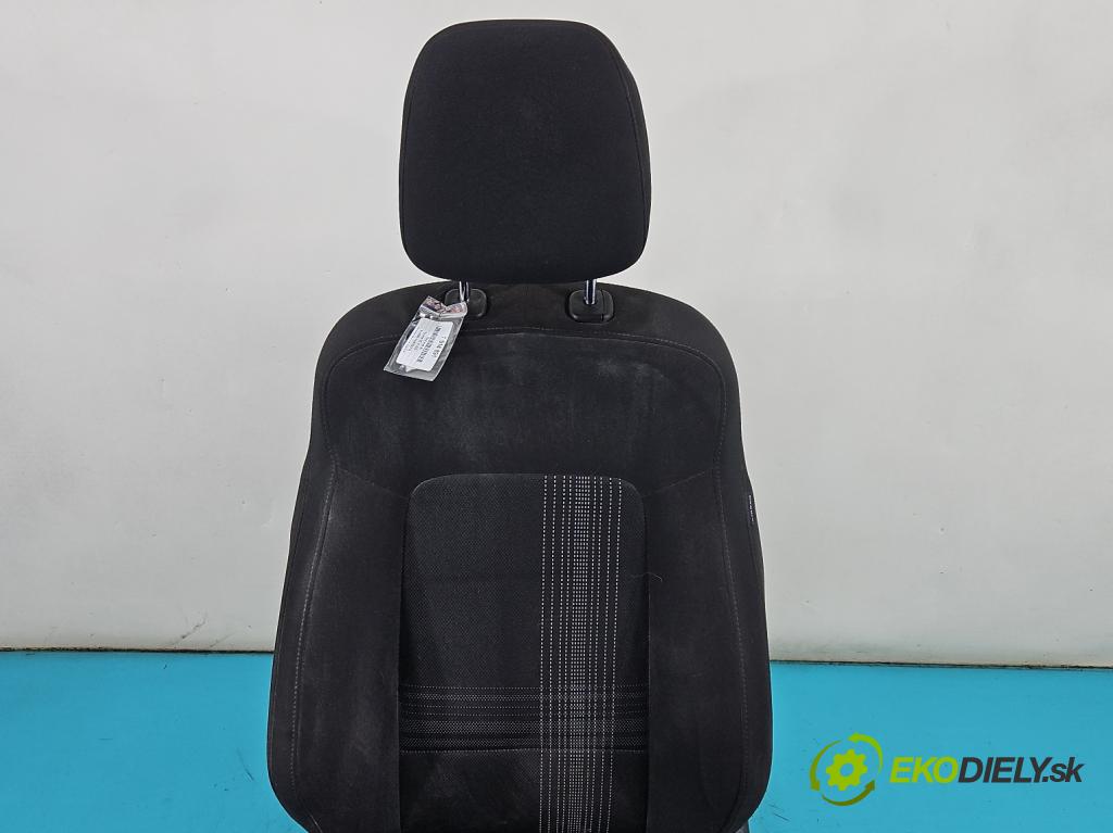 Hyundai i20 III 2020- 1.2 16V 84KM manual 61.8 kW 1197 cm3 5- Sedačka ľavý  (Sedadlo)