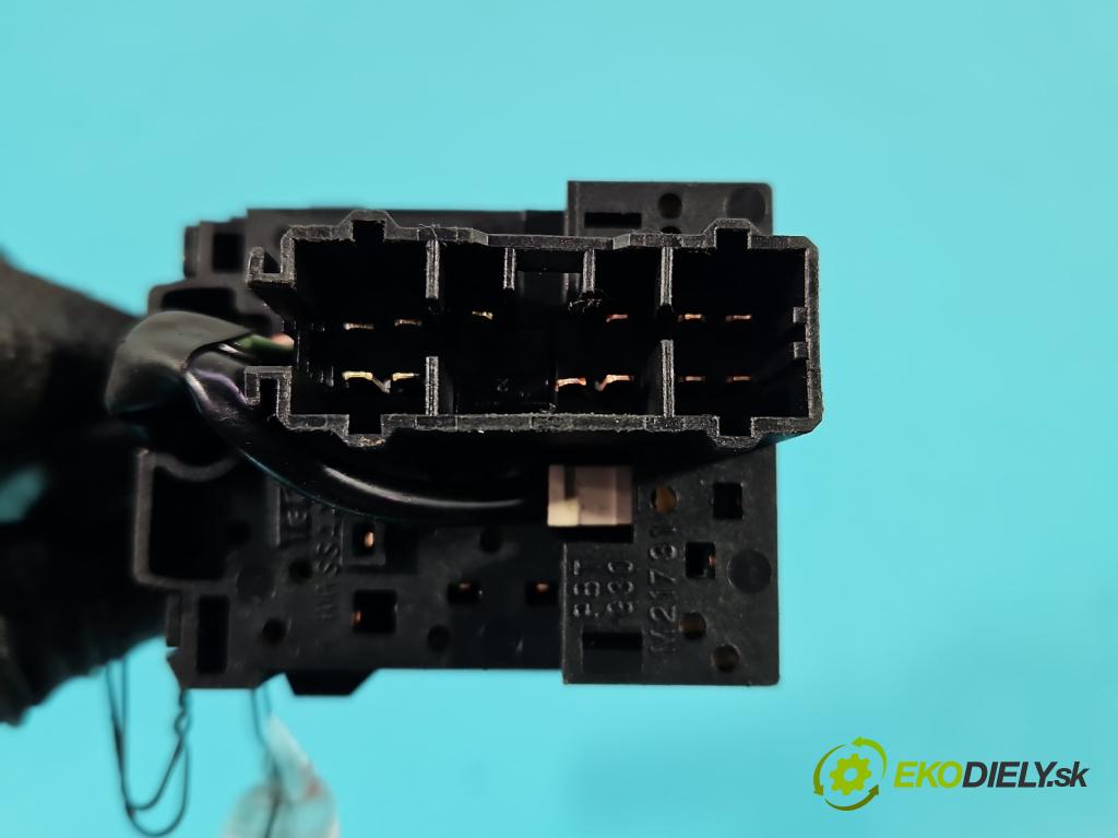 Honda Fr-v 1.7 16V 125 HP manual 92 kW 1668 cm3 5- prepínač stieračov M21731 (Prepínacie páčky pod volantom)