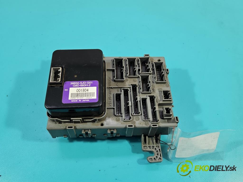 Honda Fr-v 1.7 16V 125 HP manual 92 kW 1668 cm3 5- skrinka poistka 38650-SJD-G01 (Poistková skrinka)