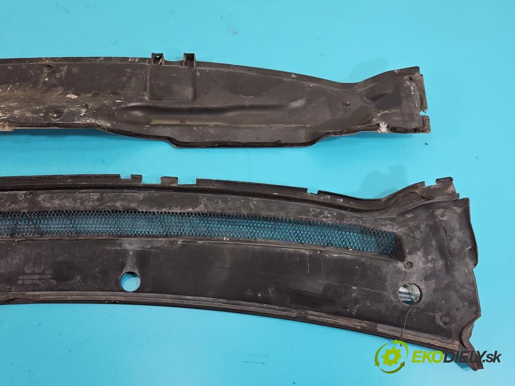 Ford Focus Mk2 2004-2011 1.6 16v 101 HP manual 74 kW 1596 cm3 5- torpédo 4M51-A02216-AF (Torpédo (plast pod čelným sklom))