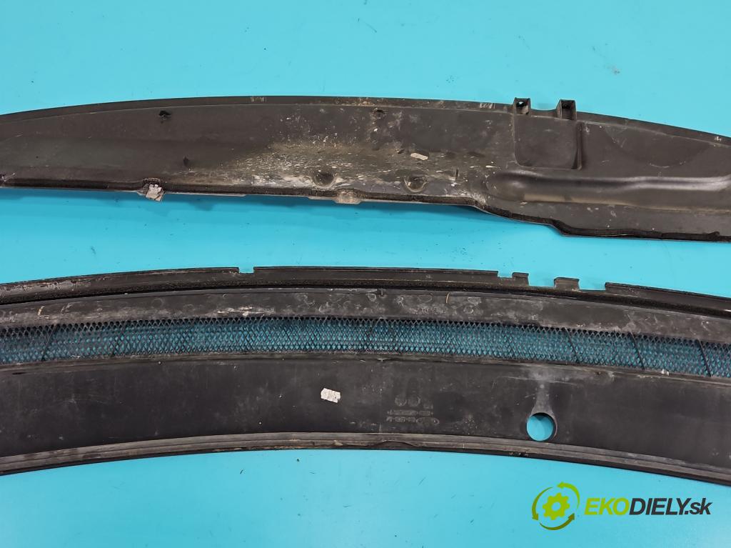 Ford Focus Mk2 2004-2011 1.6 16v 101 HP manual 74 kW 1596 cm3 5- torpédo 4M51-A02216-AF (Torpédo (plast pod čelným sklom))