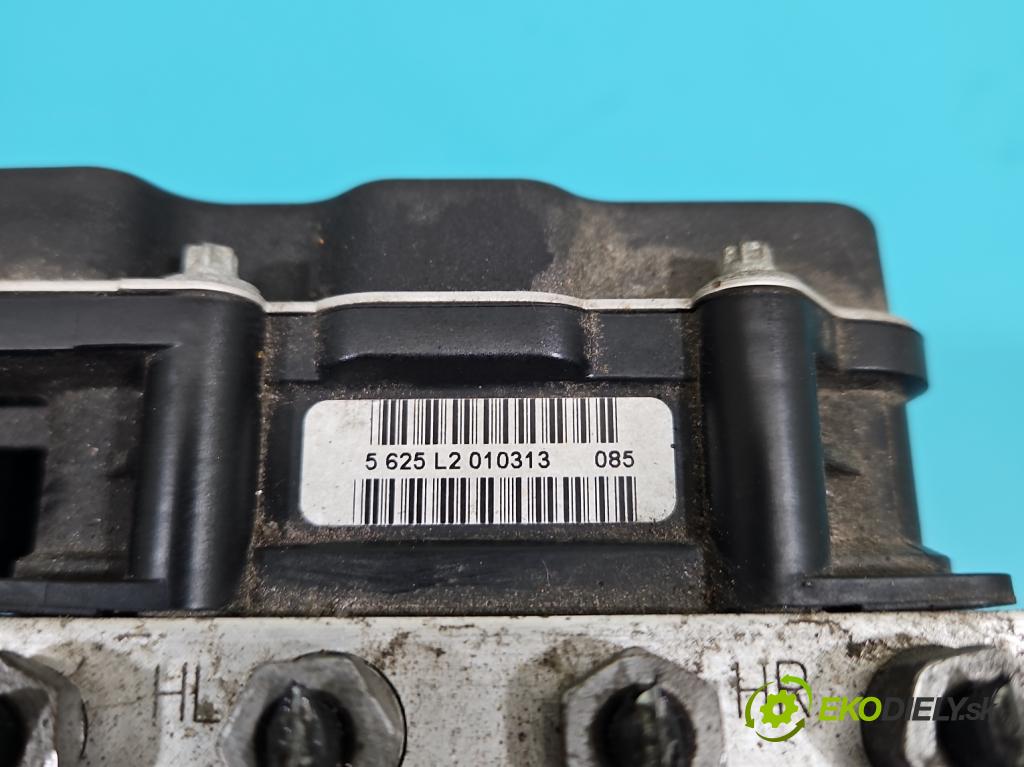 Audi Q5 2008-2016 2.0 TFSI 224hp automatic 165 kW 1984 cm3 5- čerpadlo abs 0265239274 (Pumpa ABS)