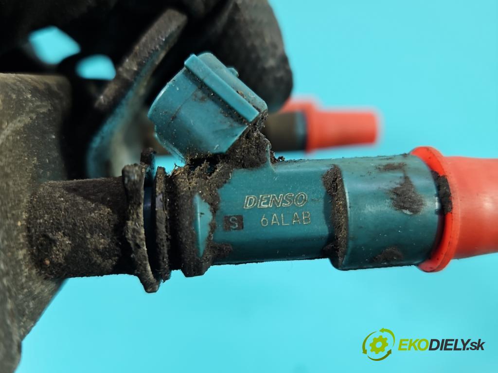 Suzuki Grand Vitara II 2005-2014 2.0 16V 140 HP manual 103 kW 1995 cm3 5- vstrek  (Vstrekovač paliva)