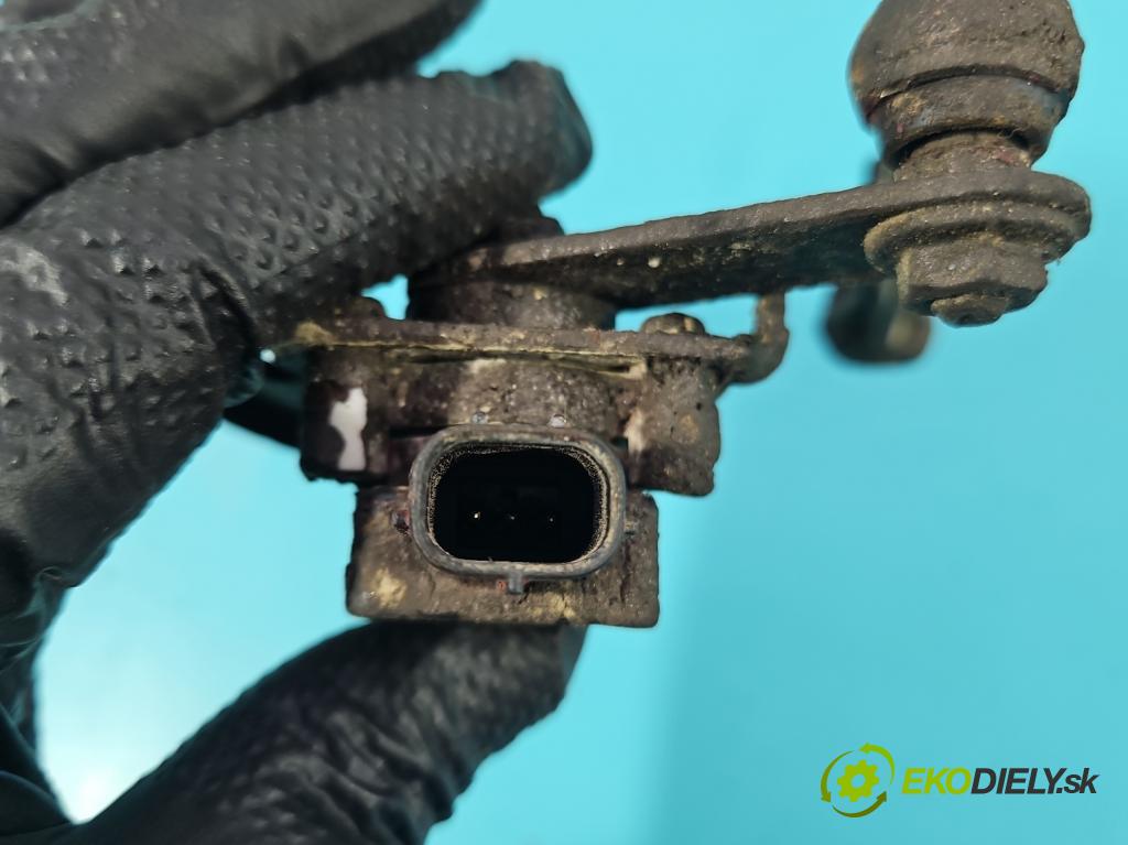 Suzuki Grand Vitara II 2005-2014 2.0 16V 140 HP manual 103 kW 1995 cm3 5- snímač nastavenia xenon 6B1412 (Snímač)