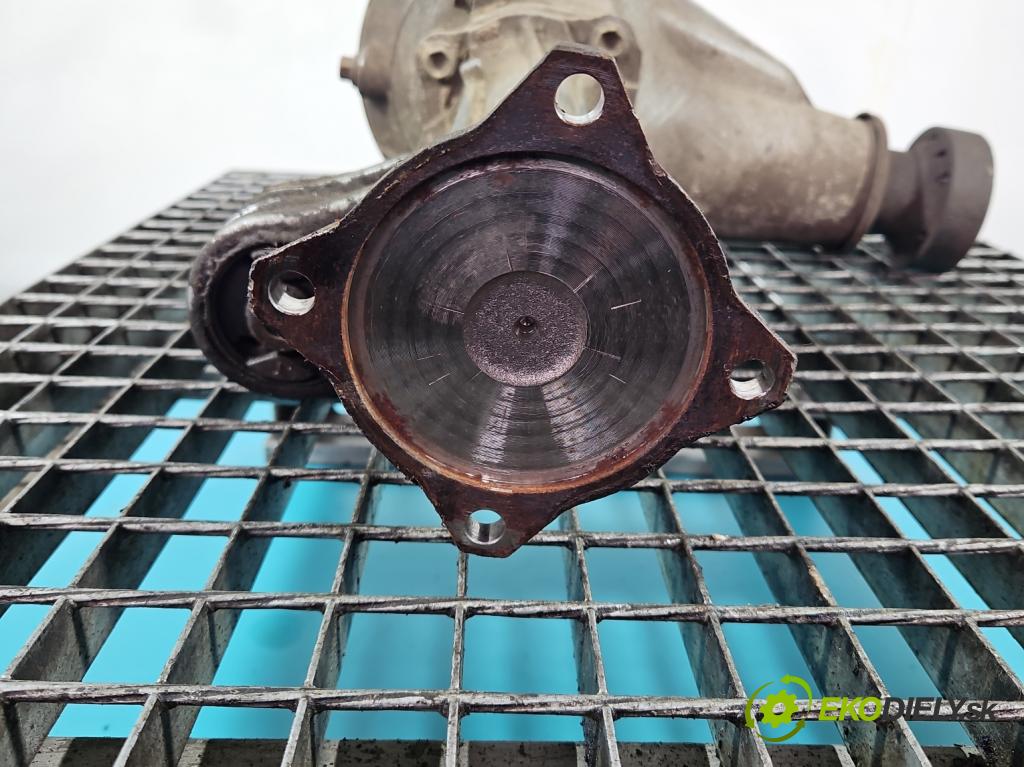 Suzuki Grand Vitara II 2005-2014 2.0 16V 140 HP manual 103 kW 1995 cm3 5- Most: predný TL43