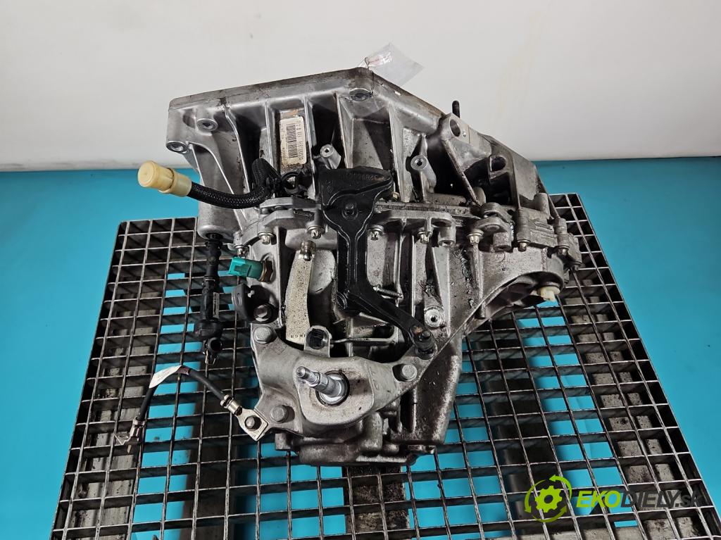 Renault Megane IV 2016-2024 1.3 Tce 140 hp manual 103 kW 1332 cm3 4- převodovka stupňová manual TL4352