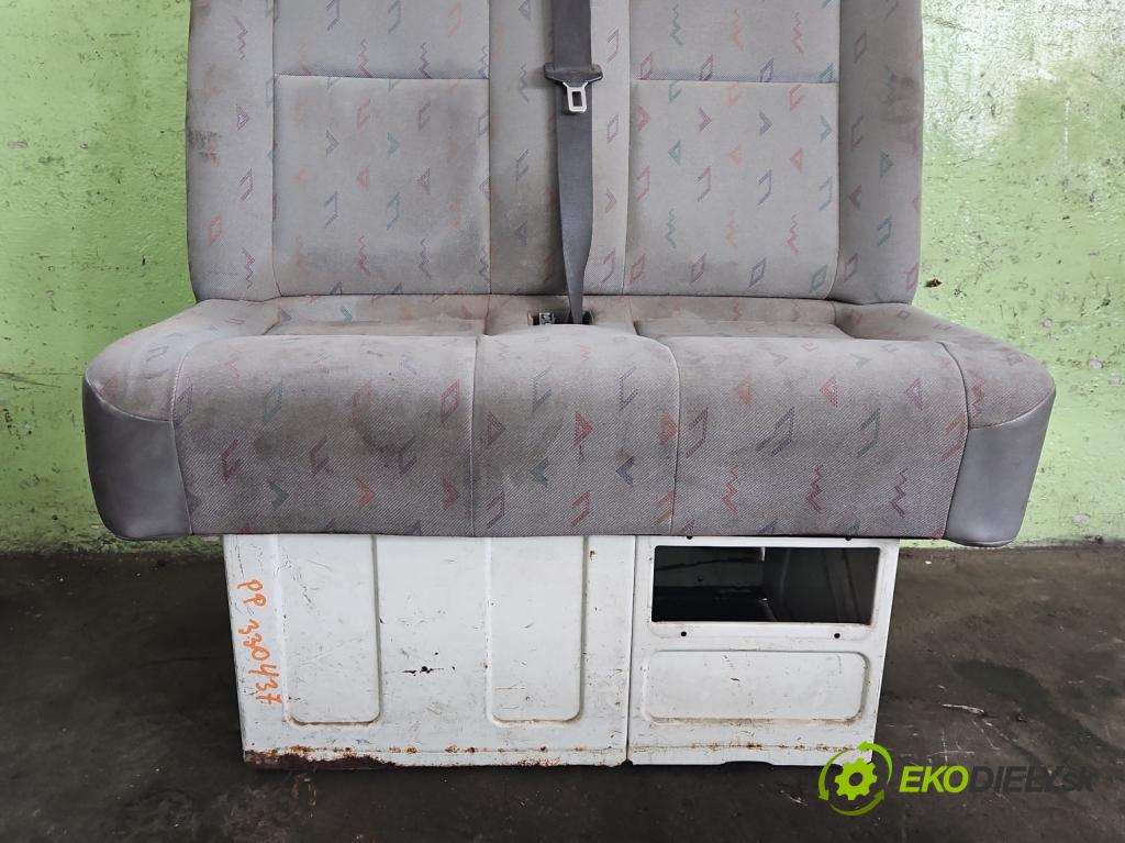 Vw LT II 1996-2006 2.5 TDI 109 HP manual 80 kW 2461 cm3 5- Sedačka pravý  (Sedadlo)