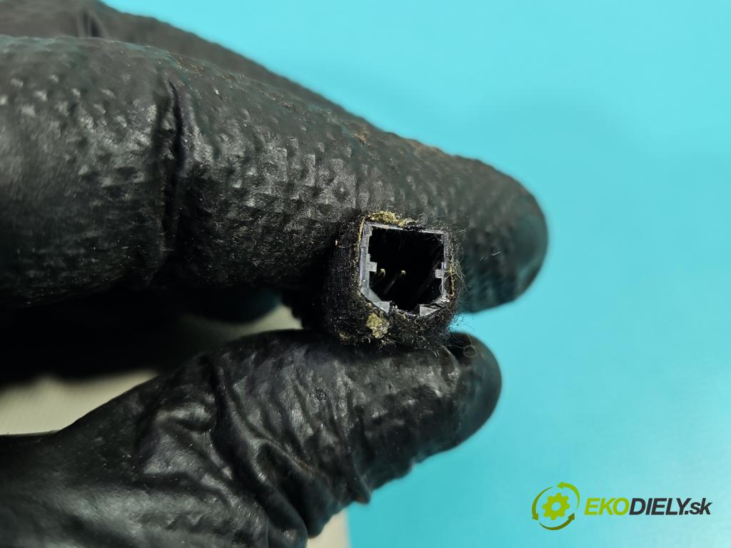 Fiat Croma II 2005-2010 1.9 jtd 150 hp manual 110 kW 1910 cm3 5- clonítko levé