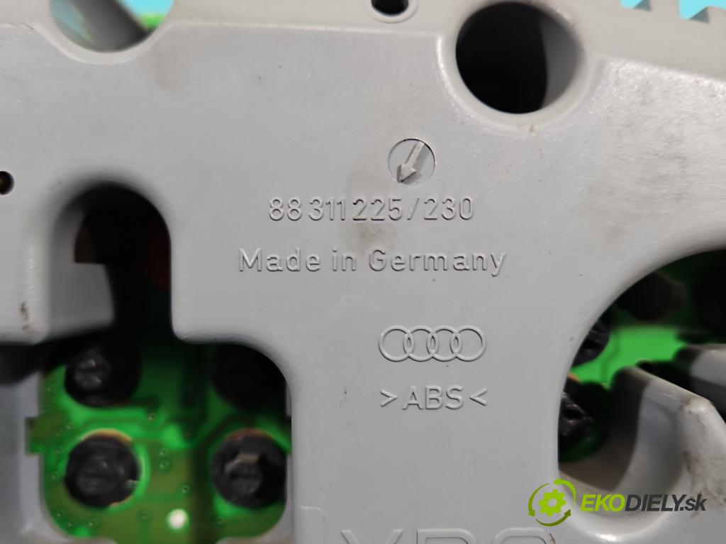 Audi A4 B5 1994-2001 1.8 20V 125 hp manual 92 kW 1781 cm3 4- Přístrojová deska 8D9919033C (Přístrojová deska)