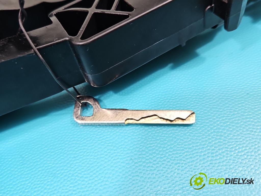 Ford S-max II 2015-2023 2.0 tdci 150 hp manual 110,3 kW 1997 cm3 5- klika přední levé DS73-F22465-GD (Vnější přední levá klika dveří)