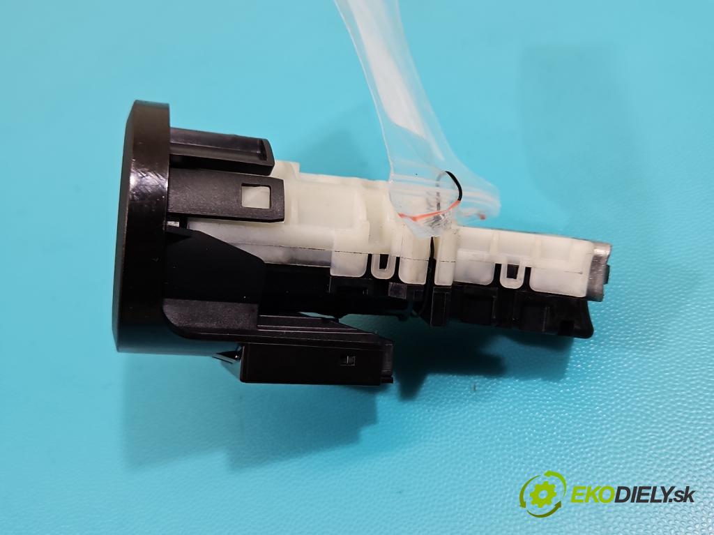 Dacia Sandero III 2020- 1.0 SCe: 91 KM manual 67 kW 999 cm3 5- Spínačka A3C0327650200 (Spínacia skrinka)