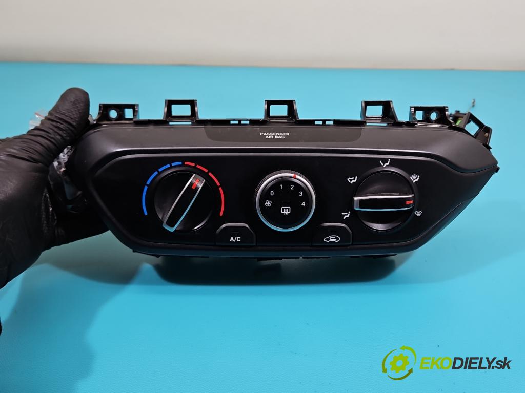 Hyundai i20 III 2020- 1.2 16V 84KM manual 61,8 kW 1197 cm3 5- palubní deska panel topení 97250-Q0010