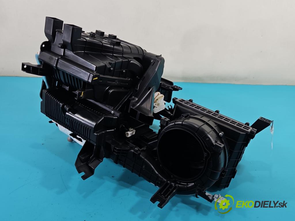 Hyundai i20 III 2020- 1.2 16V 84KM manual 61,8 kW 1197 cm3 5- radiator 97200-Q0040 (Radiátor kúrenia)