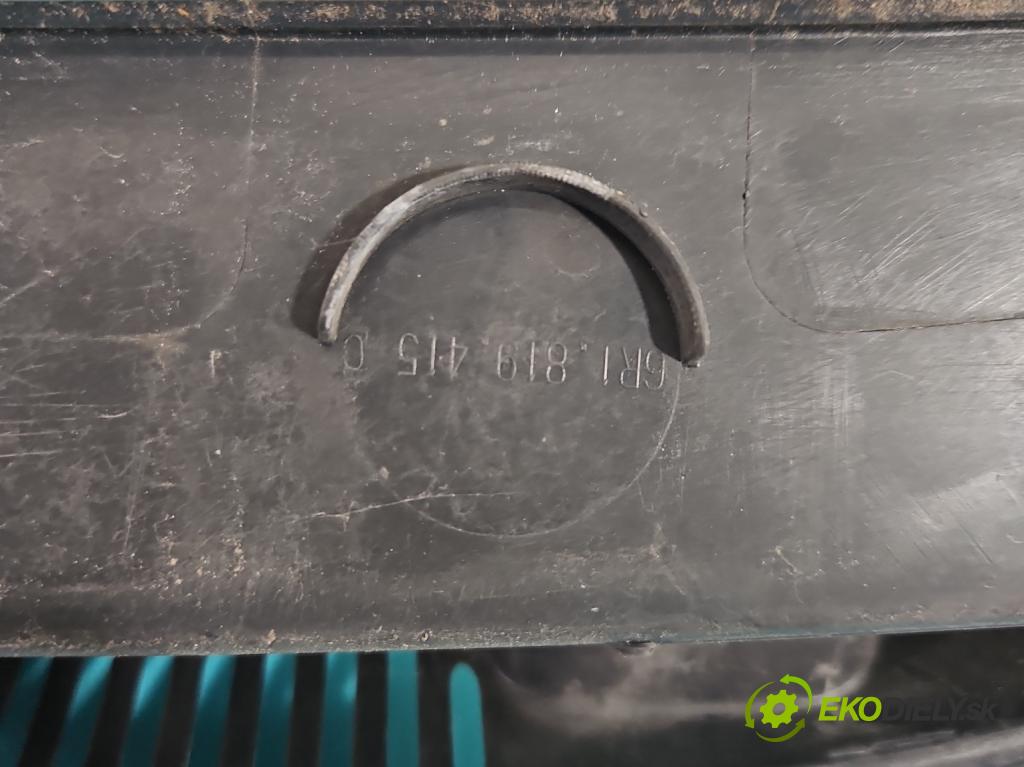 Vw Polo V 6R 2009-2017 1.4 16V 86 hp manual 63 kW 1390 cm3 5- torpédo 6R1819415 (Plast pod čelním sklem)