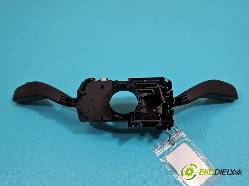 Vw Polo V 6R 2009-2017 1.4 16V 86 HP manual 63 kW 1390 cm3 5- prepínač komplex: 6R0953521 (Prepínacie páčky pod volantom)