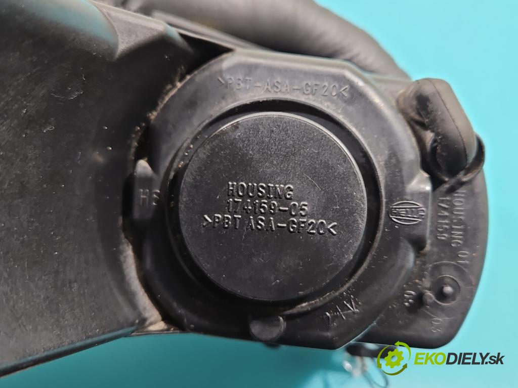 Vw Polo V 6R 2009-2017 1.4 16V 86 HP manual 63 kW 1390 cm3 5- Halogen ľavý  (Kľučka dverí ostatné)