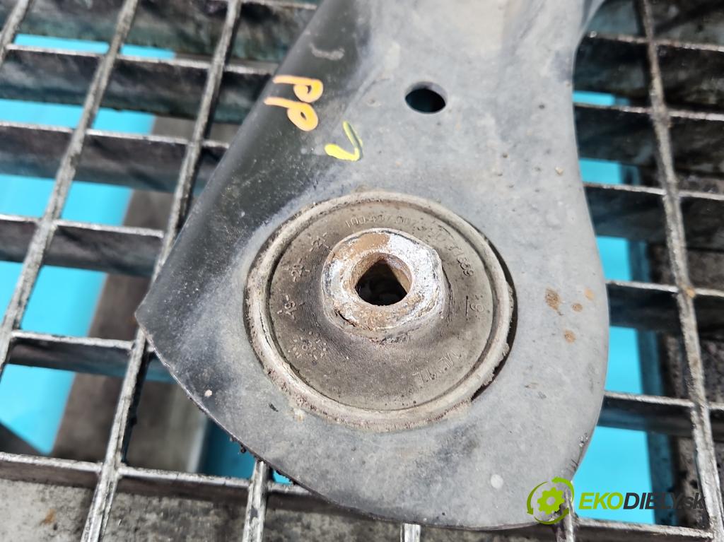 Vw Polo V 6R 2009-2017 1.4 16V 86 HP manual 63 kW 1390 cm3 5- predné pravý  (Kľučka dverí ostatné)