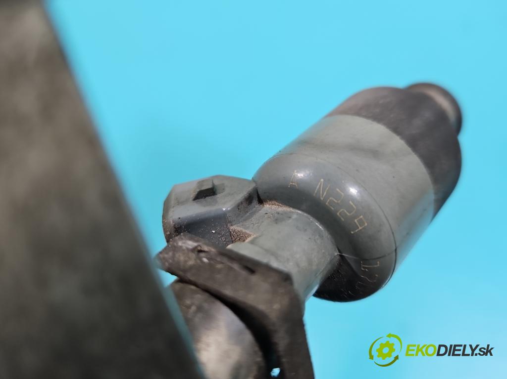 Opel Astra II 1998-2009 1.6 16V 101 HP manual 74 kW 1598 cm3 4- vstrek  (Vstrekovač paliva)