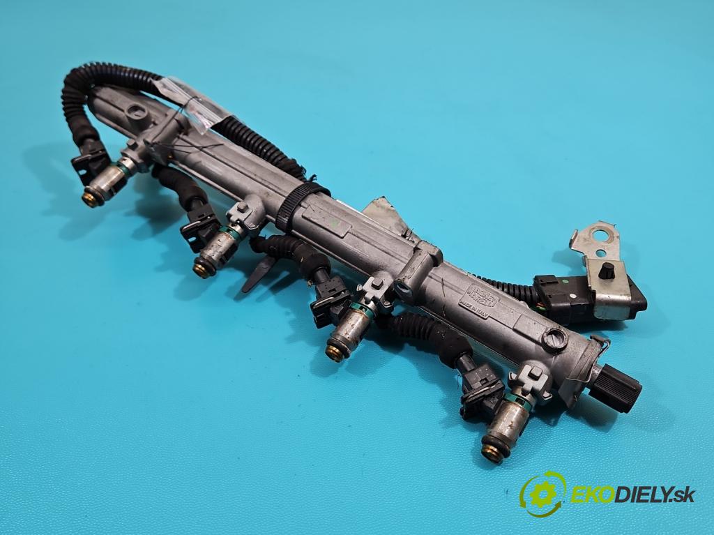 Fiat Stilo 1.6 16v 103 HP manual 76 kW 1596 cm3 5- vstrek IWP109 (Vstrekovač paliva)