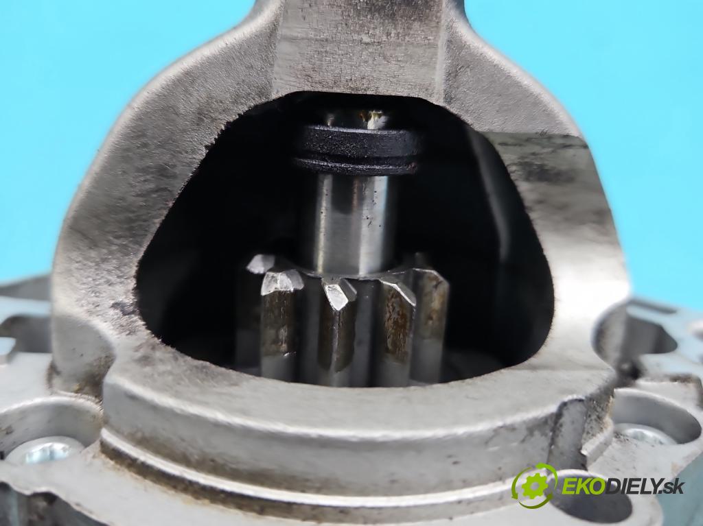 Fiat Stilo 1.6 16v 103 hp manual 76 kW 1596 cm3 5- startér:  (Startér)