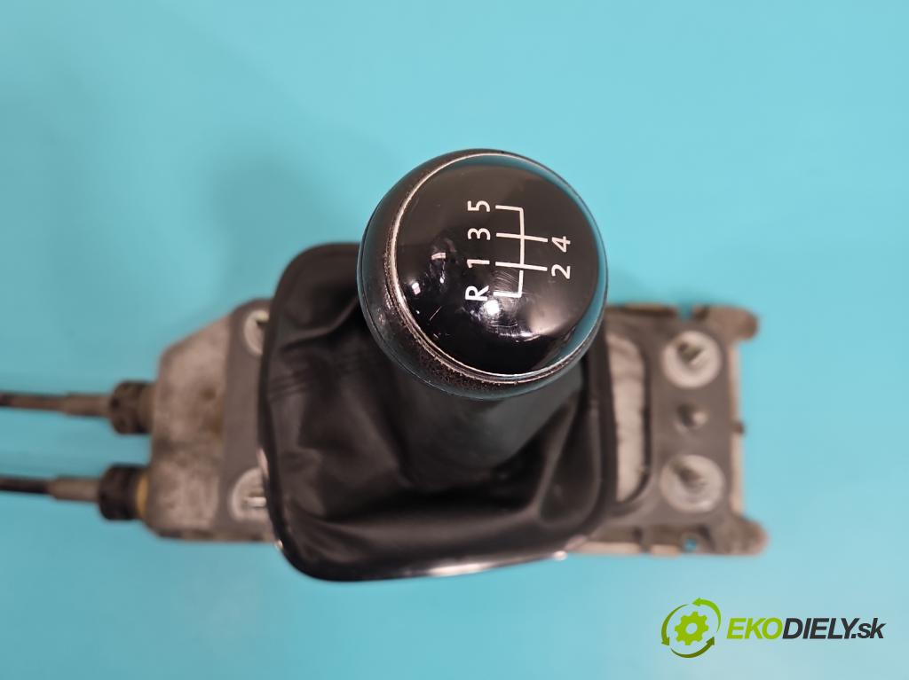 Vw Polo V 6R 2009-2017 1.4 16V 86 HP manual 63 kW 1390 cm3 5- Páka: Změny: stupeň,rýchlosť 6Q0711049CG (Rýchlostná páka (kulisa))