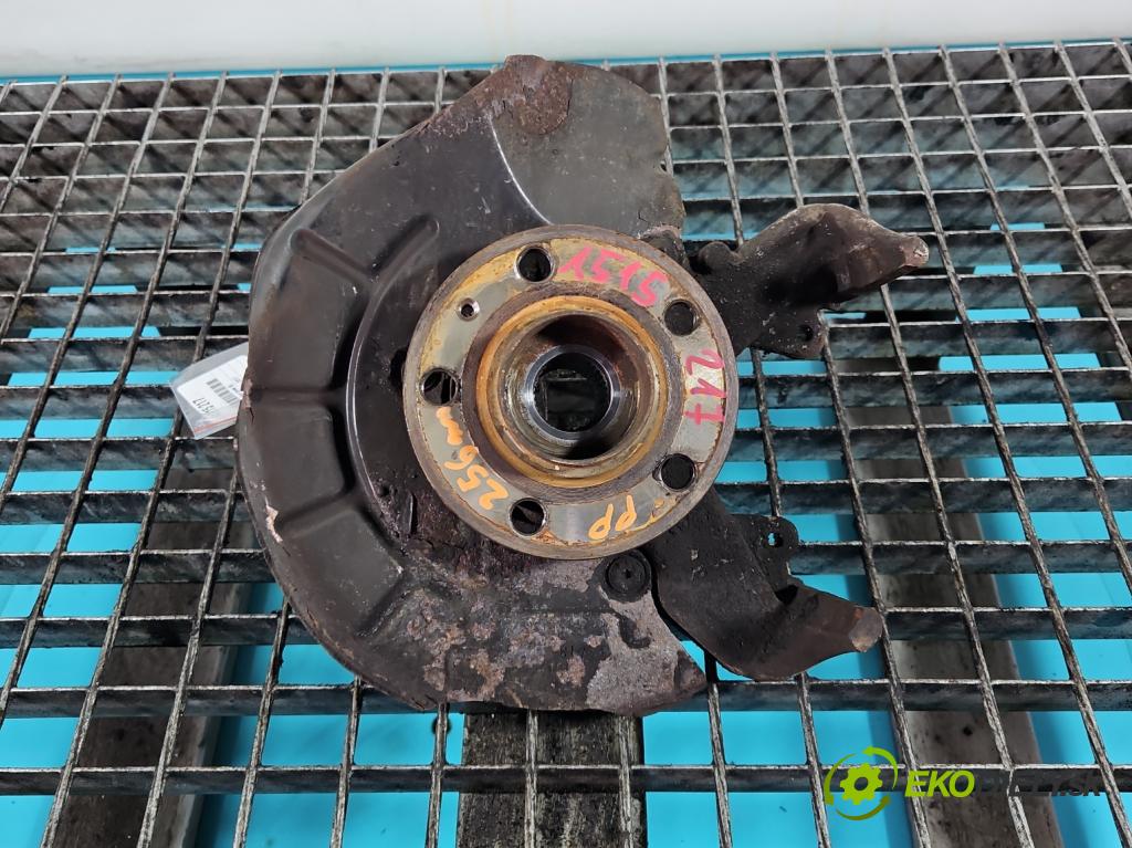 Vw Polo V 6R 2009-2017 1.4 16V 86 hp manual 63 kW 1390 cm3 5- náboj pravé  (Náboj kola)