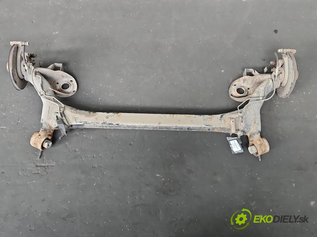 Vw Polo V 6R 2009-2017 1.4 16V 86 hp manual 63 kW 1390 cm3 5- zadní výztuha  (Zadní výztuha)