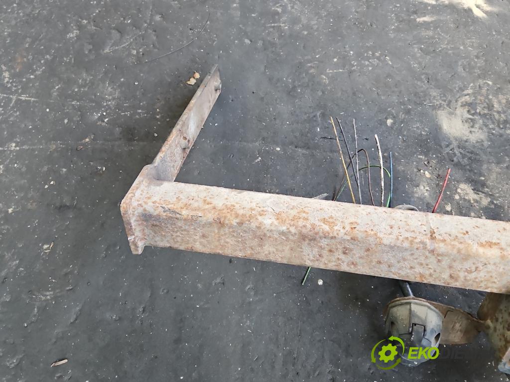 Vw Golf IV 1997-2003 1.9 SDI 68 hp manual 50 kW 1896 cm3 5- oko tažné  (Tažné zařízení)