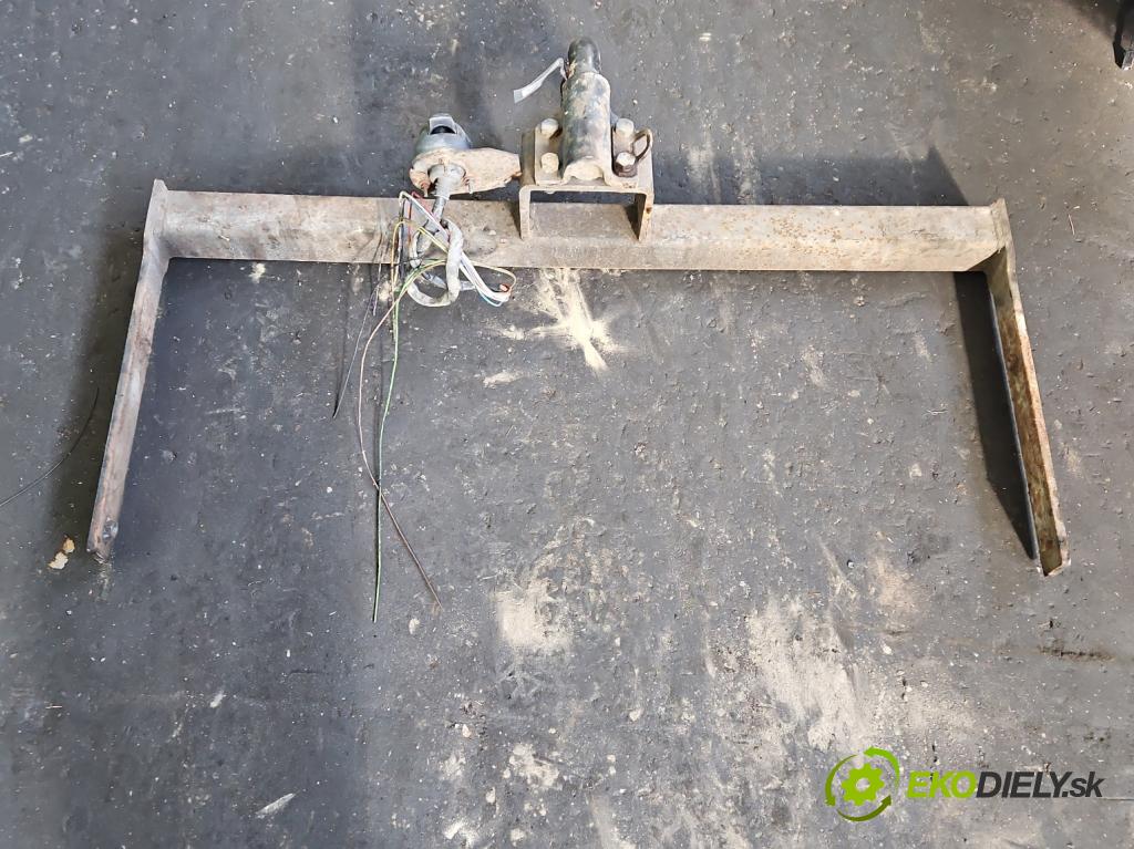 Vw Golf IV 1997-2003 1.9 SDI 68 hp manual 50 kW 1896 cm3 5- oko tažné  (Tažné zařízení)