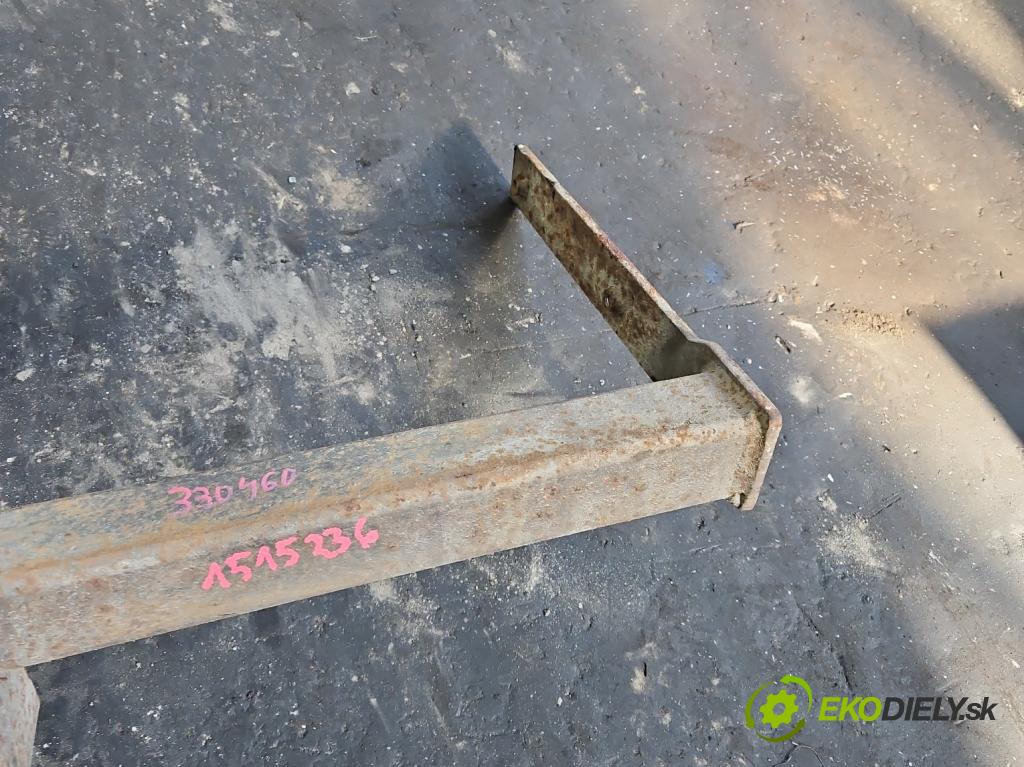 Vw Golf IV 1997-2003 1.9 SDI 68 hp manual 50 kW 1896 cm3 5- oko tažné  (Tažné zařízení)