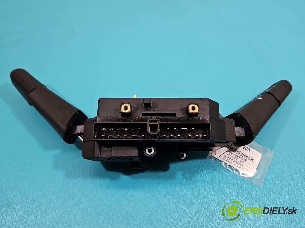 Vw LT II 1996-2006 2.5 TDI 109 HP manual 80 kW 2461 cm3 5- prepínač komplex:  (Prepínacie páčky pod volantom)