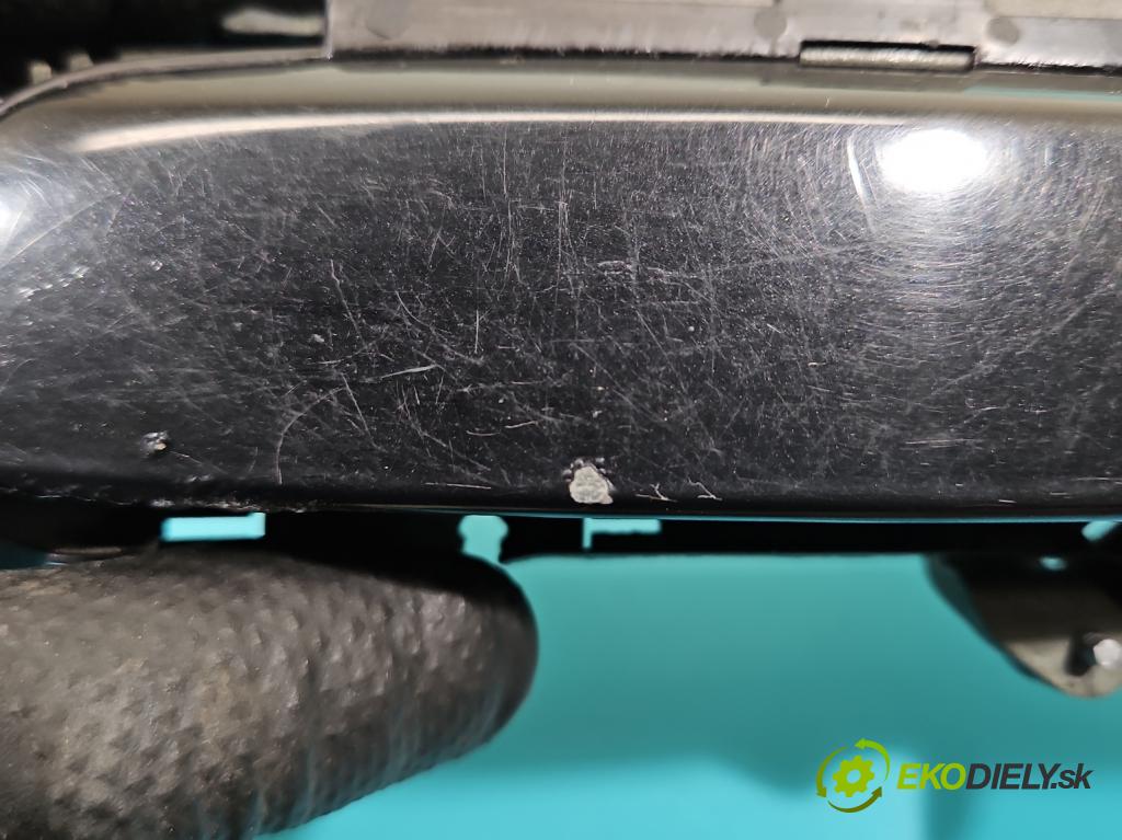 Audi A4 B7 2004-2008 1.8 T 20V 163 hp manual 120 kW 1781 cm3 5- klika přední levé  (Vnější přední levá klika dveří)