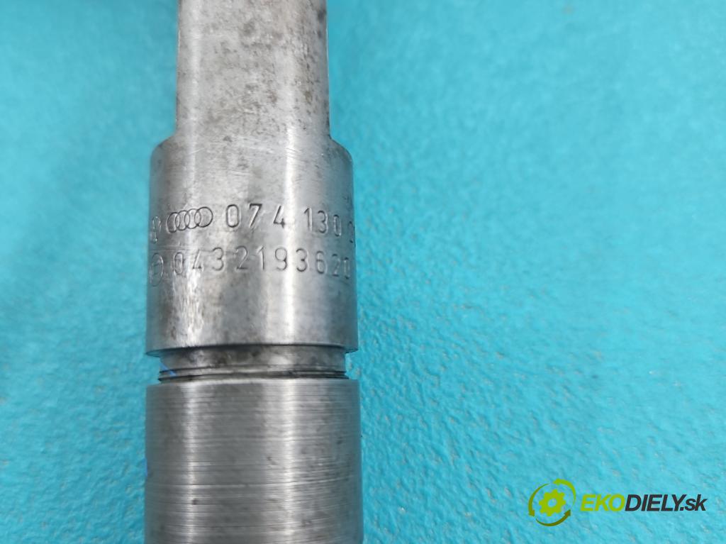 Vw LT II 1996-2006 2.5 TDI 109 HP manual 80 kW 2461 cm3 5- vstrek 0432193620 (Vstrekovač paliva)