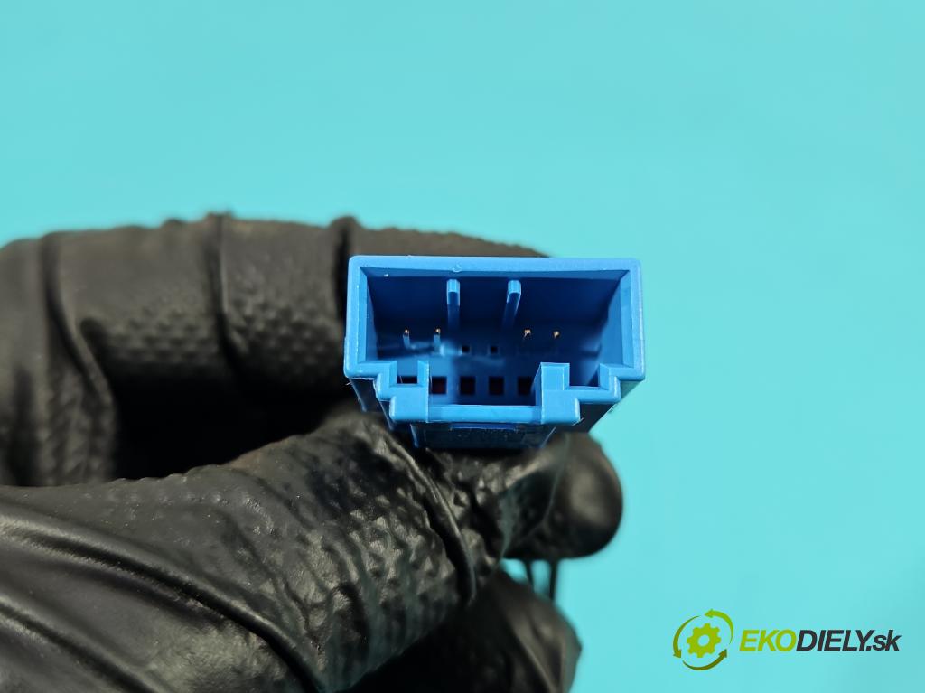 Audi Q5 2008-2016 2.0 TFSI 224hp automatic 165 kW 1984 cm3 5- Mikrofon: 4L1035711H