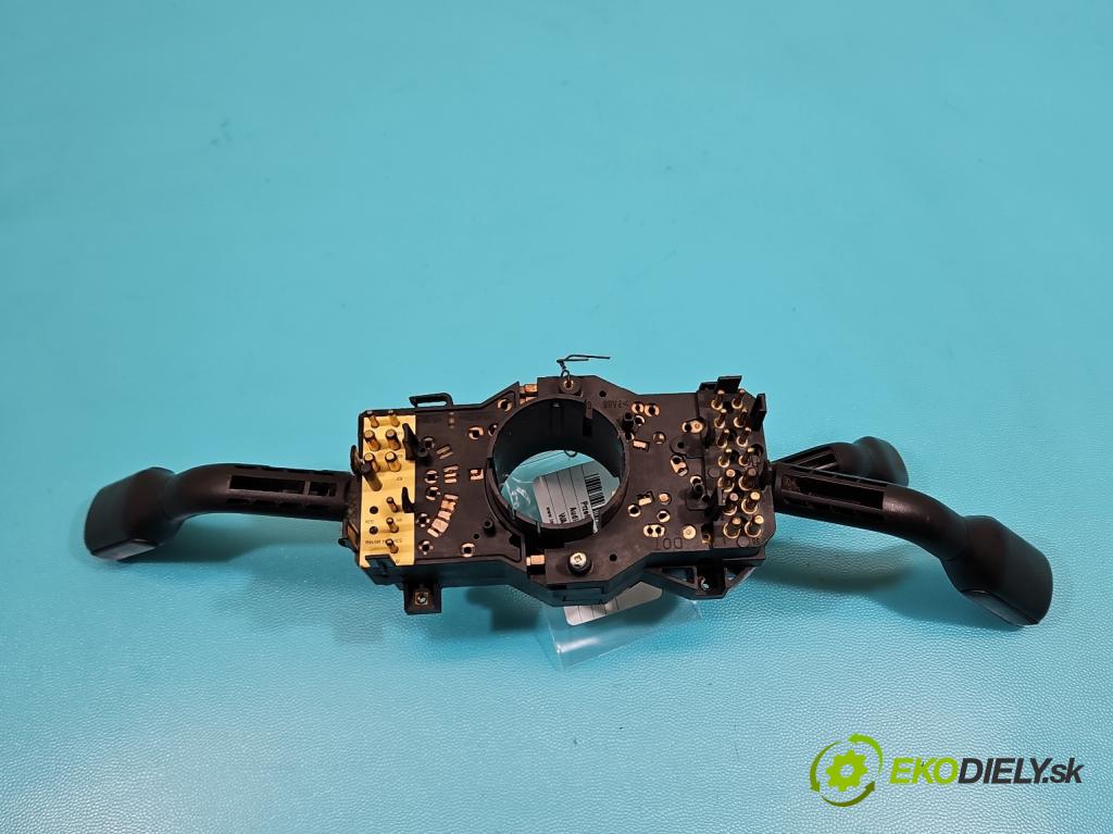 Audi A4 B5 1994-2001 1.8 20V 125 HP manual 92 kW 1781 cm3 4- prepínač komplex: 4D0953513 (Prepínacie páčky pod volantom)