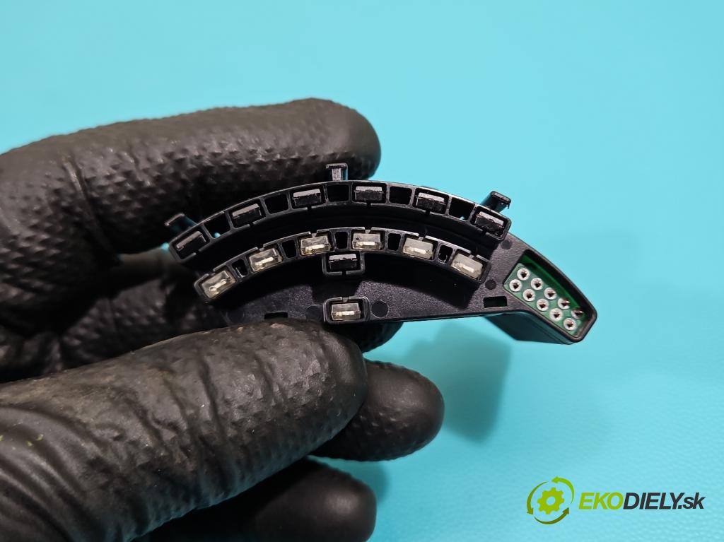 Audi A4 B7 2004-2008 1.8 T 20V 163 HP manual 120 kW 1781 cm3 5- snímač uhla otočenie: 00204405